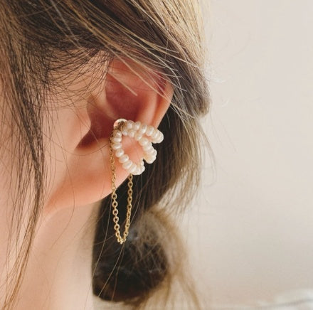 Chic Bowknot Alloy Earring Set β Elegant Style for Any Occasion