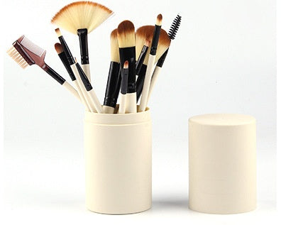 12-Piece Vegan Makeup Brush Set β Soft, Stylish, and Essential
