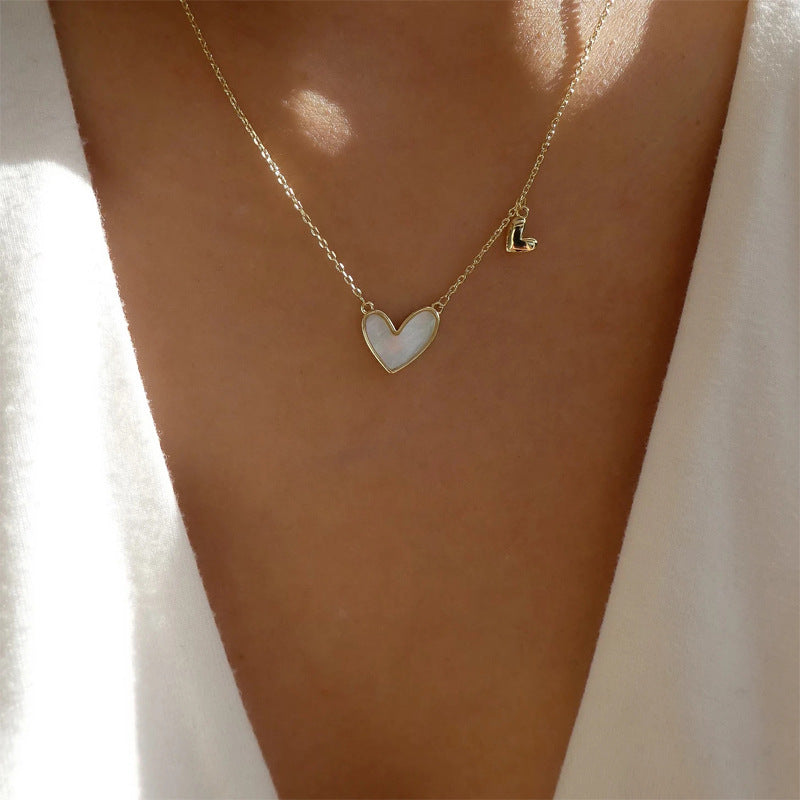 Minimalist Heart Acrylic Pendant Necklace – INS Style Chic Chain for Women
