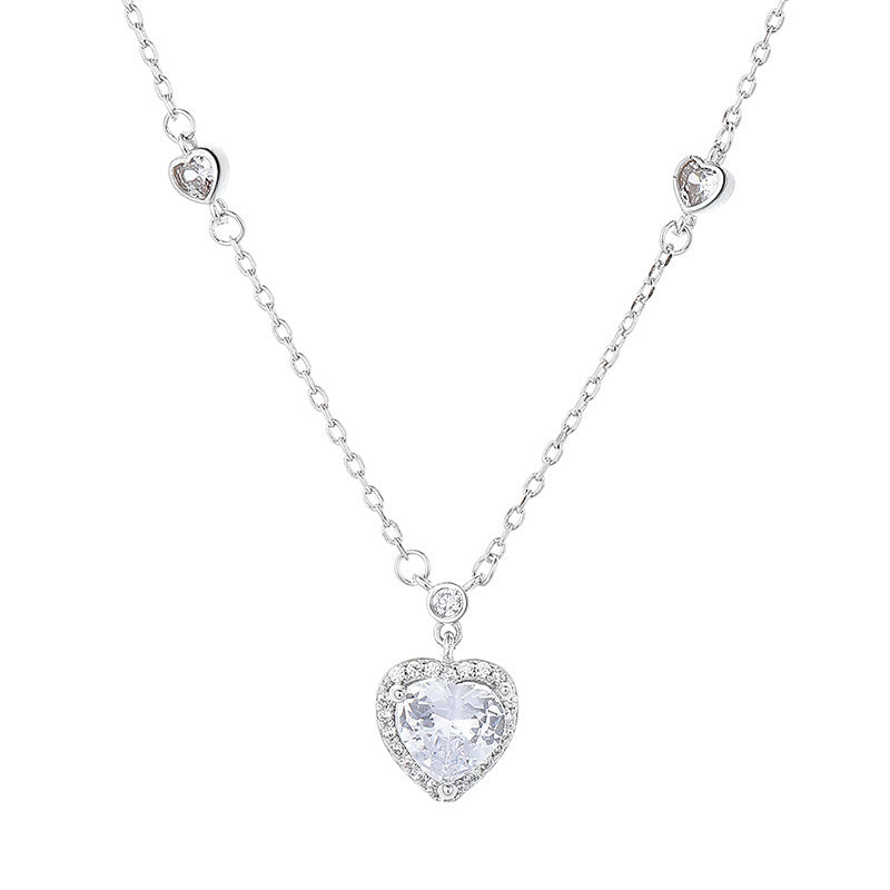 Elegant Heart-Shaped Pendant Necklace – Affordable Luxury Gift for Women