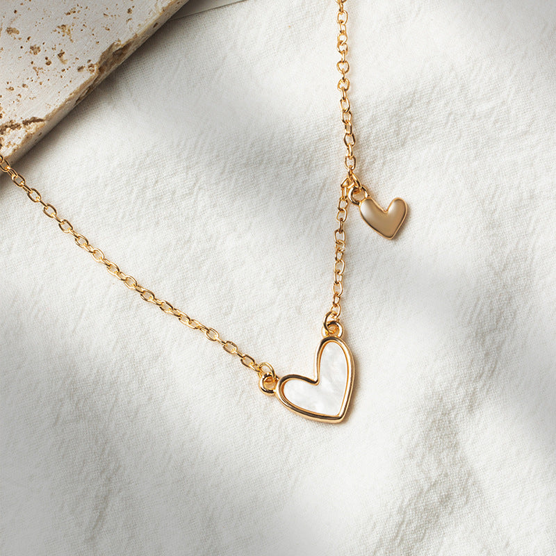 Minimalist Heart Acrylic Pendant Necklace – INS Style Chic Chain for Women