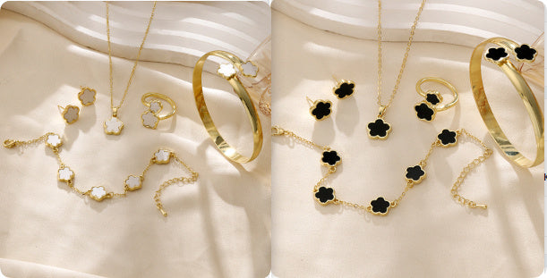 Floral Acrylic Jewelry Set – Necklace, Bracelet, Ring & Earrings (5-Piece Set)
