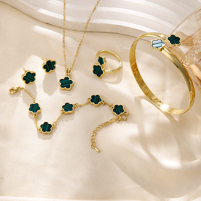 Floral Acrylic Jewelry Set – Necklace, Bracelet, Ring & Earrings (5-Piece Set)
