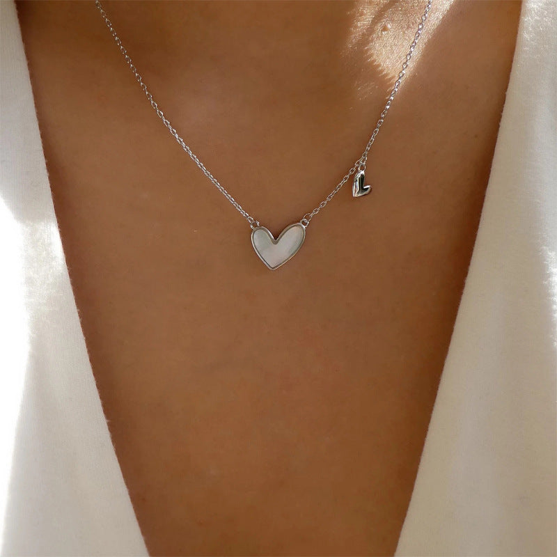 Minimalist Heart Acrylic Pendant Necklace – INS Style Chic Chain for Women