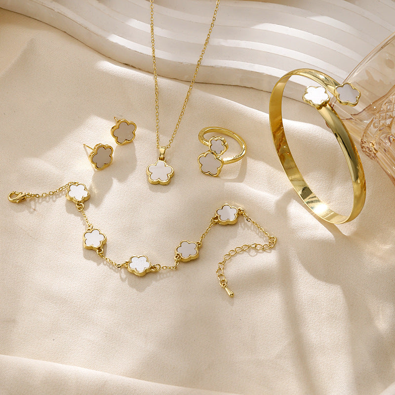 Floral Acrylic Jewelry Set – Necklace, Bracelet, Ring & Earrings (5-Piece Set)