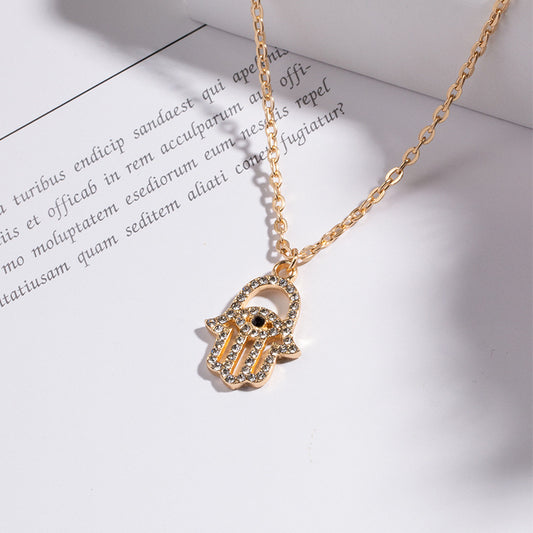 Crystal Eye Charm Clavicle Chain – Simple & Stylish Zinc Alloy Necklace for Women