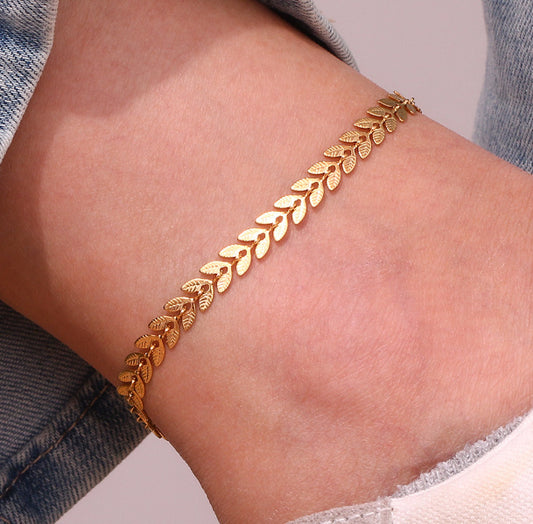 18K Gold Leaf Anklet – Fishtail Chain Style